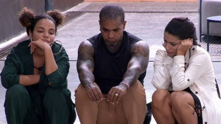 “Pessoa mais esquisita que já conheci”, diz Rodriguinho sobre ex-BBB “Pessoa mais esquisita que já conheci”, diz Rodriguinho sobre ex-BBB