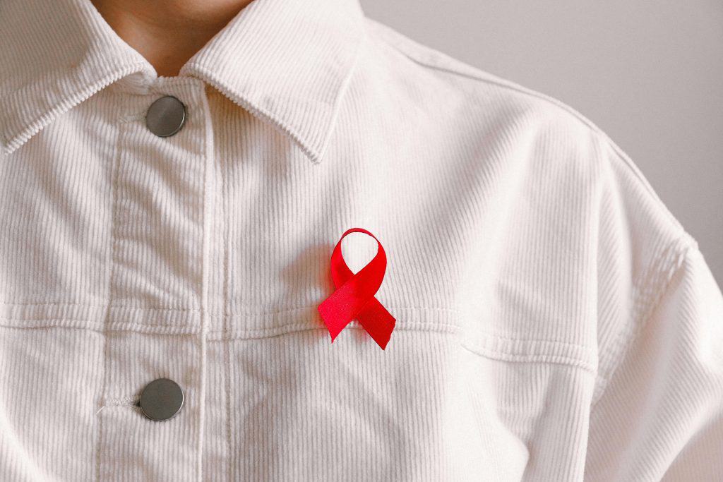 Por quanto tempo o vírus HIV sobrevive fora do corpo? Por quanto tempo o vírus HIV sobrevive fora do corpo?