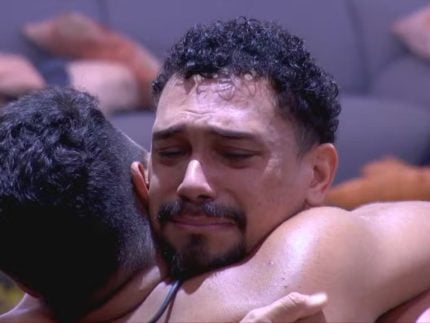 Top 8! Brothers recebem cooler e celebram reta final no BBB25 4 teoeX5ci tamanho portal 10