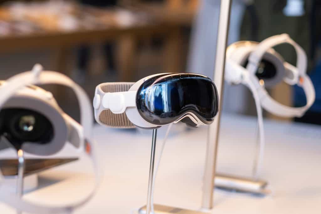 Apple cria óculos inteligentes com e sem realidade aumentada Apple cria óculos inteligentes com e sem realidade aumentada