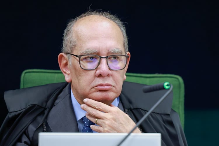 IOF: Gilmar Mendes pede redistribuição da relatoria de ação do PSOL IOF: Gilmar Mendes pede redistribuição da relatoria de ação do PSOL