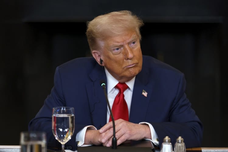 Altos funcionários de Trump defendem operações contra imigrantes nos EUA Altos funcionários de Trump defendem operações contra imigrantes nos EUA