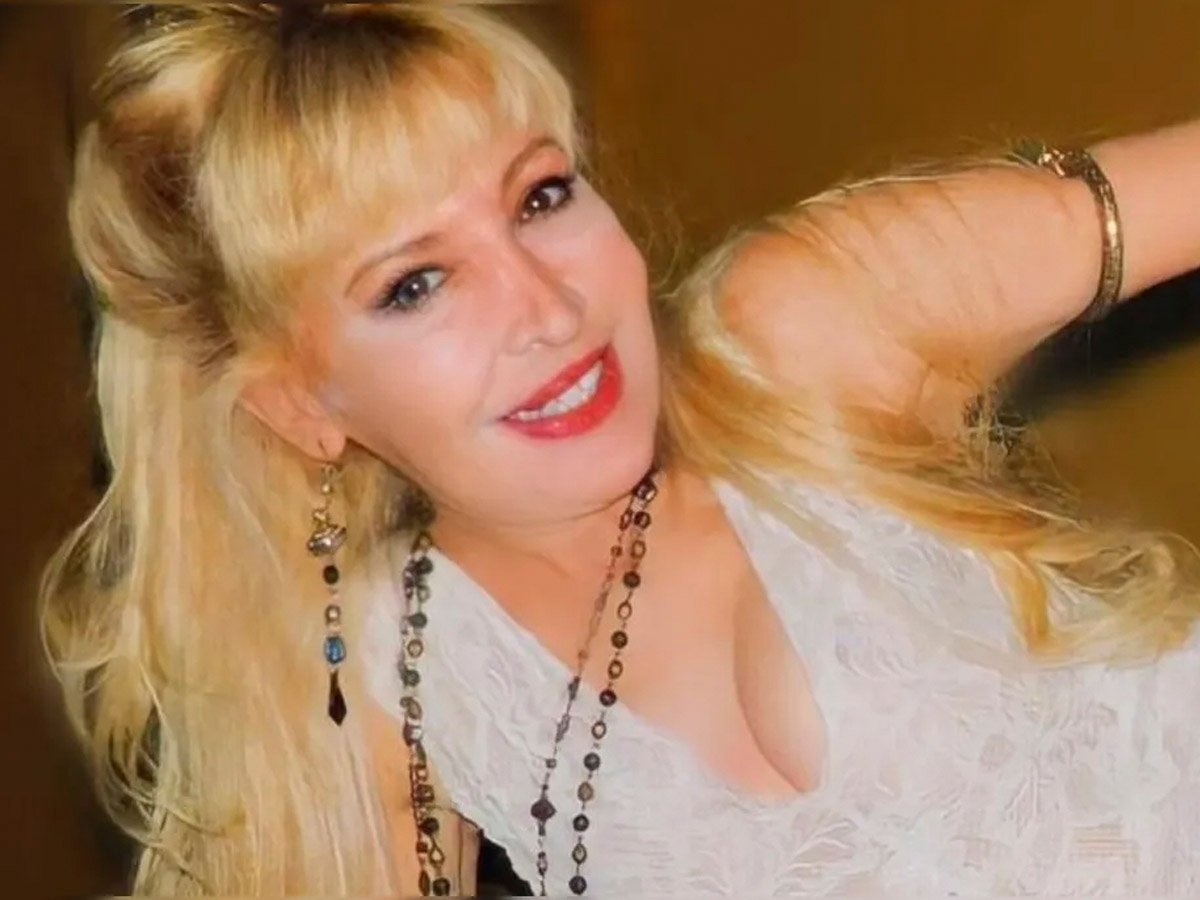 Aos 59 anos, cantora Sol é encontrada morta e amigos pedem ajuda para pagar velório Aos 59 anos, cantora Sol é encontrada morta e amigos pedem ajuda para pagar velório