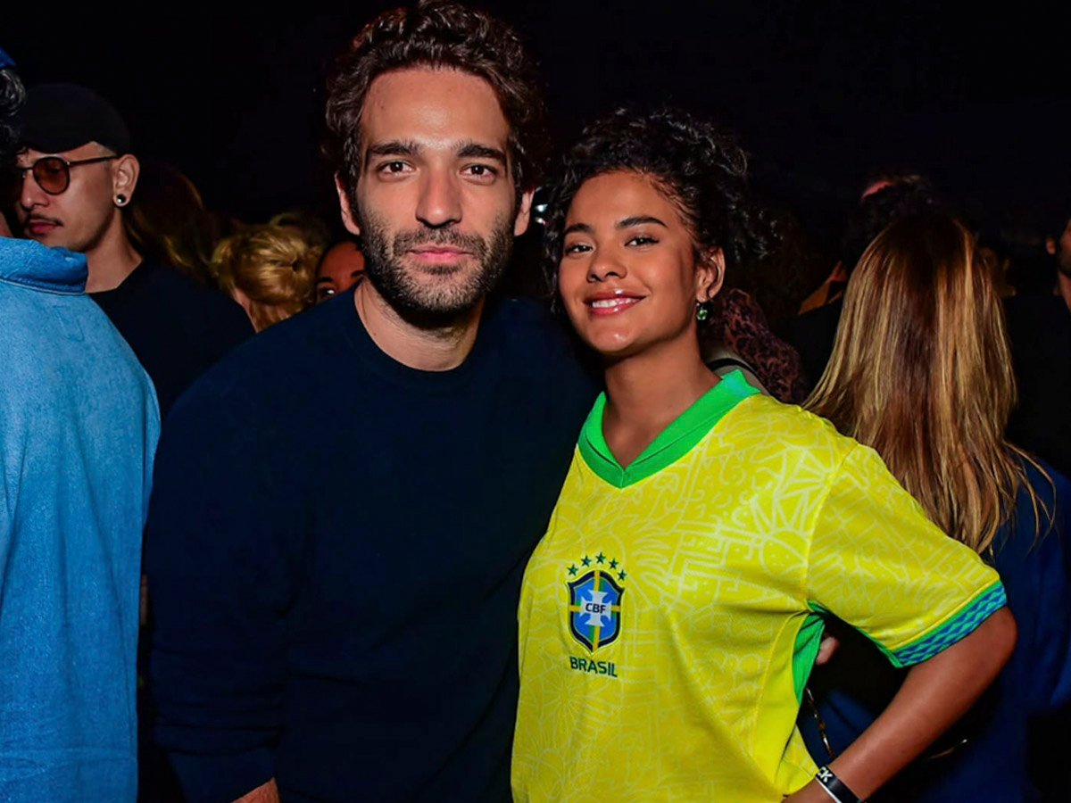 Parceiros na TV e fora dela: Bella Campos e Humberto Carrão curtem festival no Rio Parceiros na TV e fora dela: Bella Campos e Humberto Carrão curtem festival no Rio