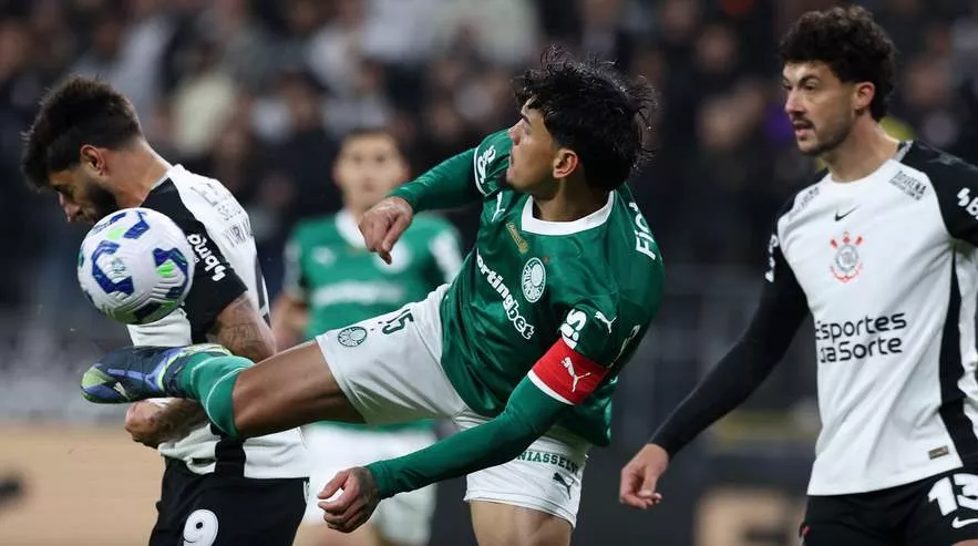 Abel Ferreira se chateia com arbitragem: 'Estou desiludido' 2 Copa do Brasil - 2025
