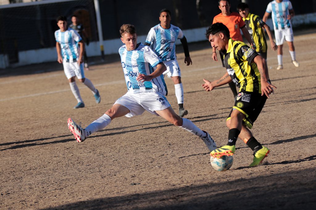 Pasó parcialmente la 10ª fecha del Torneo Apertura y Pedal quedó a un paso del título Pasó parcialmente la 10ª fecha del Torneo Apertura y Pedal quedó a un paso del título