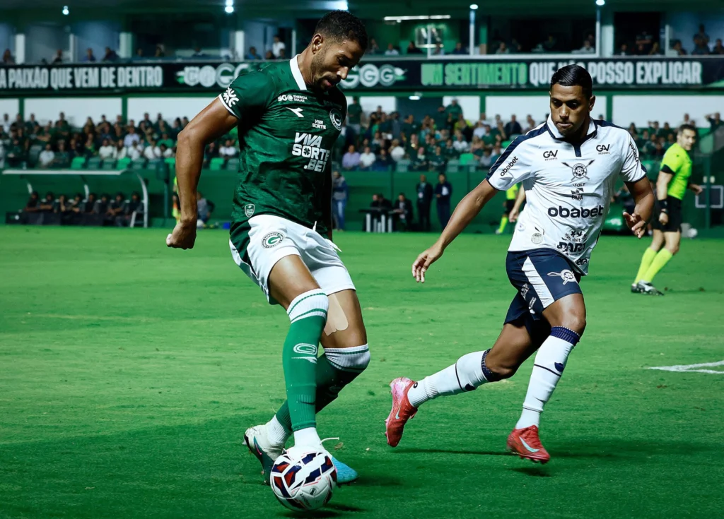 SÉRIE B: Goiás conquista título simbólico do primeiro turno SÉRIE B: Goiás conquista título simbólico do primeiro turno