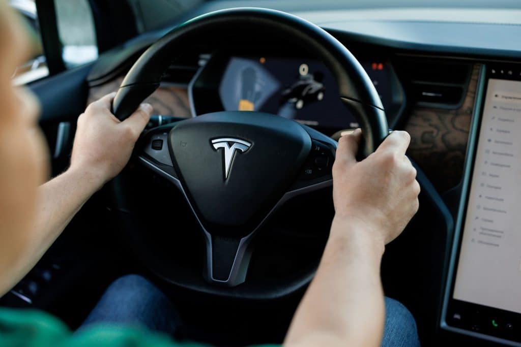 Investidores da Tesla já não acreditam nas promessas de Elon Musk Investidores da Tesla já não acreditam nas promessas de Elon Musk