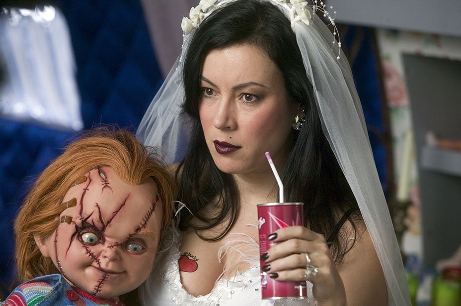 ‘Espíritos na Escola’: Jennifer Tilly é confirmada no elenco da 3ª temporada ‘Espíritos na Escola’: Jennifer Tilly é confirmada no elenco da 3ª temporada