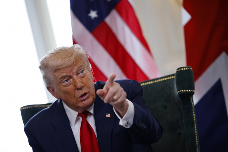 Trump afirma suspeitar que payroll divulgado hoje foi manipulado para prejudicá-lo Trump afirma suspeitar que payroll divulgado hoje foi manipulado para prejudicá-lo