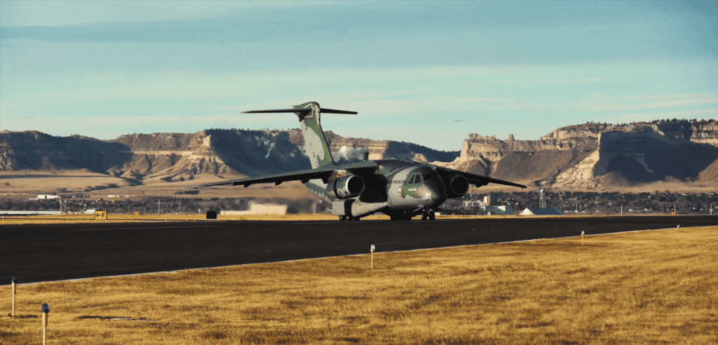 Embraer pode fechar o maior contrato da história da empresa Embraer pode fechar o maior contrato da história da empresa