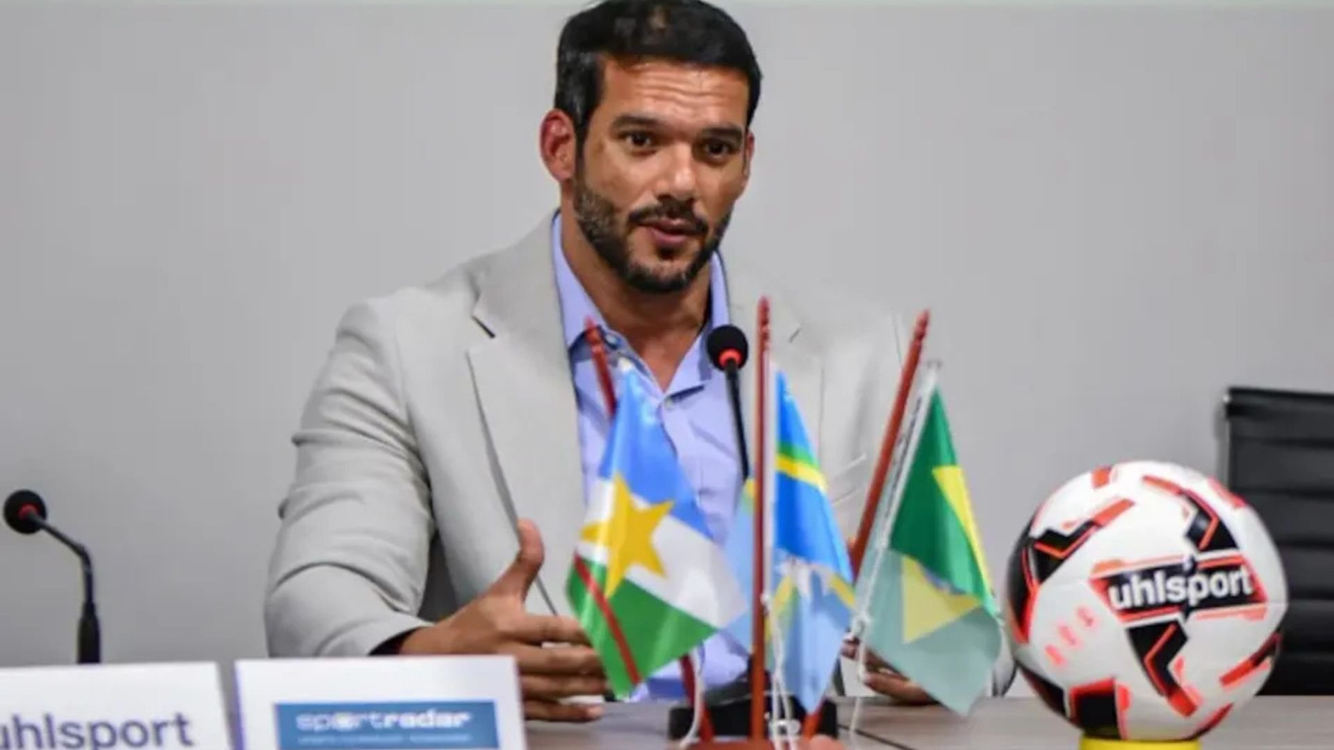 Justiça de Roraima suspende investigação contra presidente da CBF, Samir Xaud Justiça de Roraima suspende investigação contra presidente da CBF, Samir Xaud