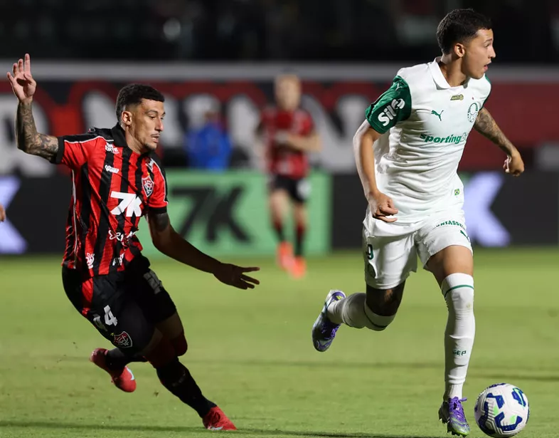Vitória 2 x 2 Palmeiras – Leão sai na frente, mas Verdão busca empate Vitória 2 x 2 Palmeiras – Leão sai na frente, mas Verdão busca empate