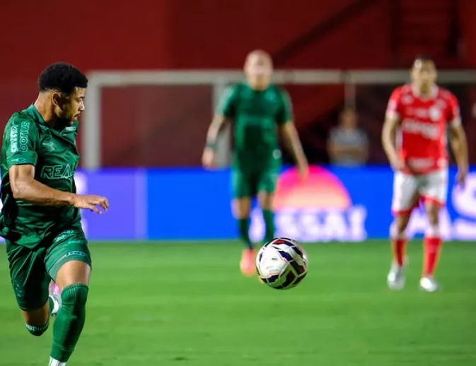 Vila Nova 1 x 2 Coritiba - Coxa assume liderança provisória da Série B 17 Vila Coritiba 3
