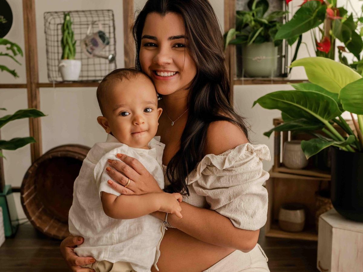 Mulher que entrou de penetra no casamento de João Gomes morre e Ary Mirelle desabafa Mulher que entrou de penetra no casamento de João Gomes morre e Ary Mirelle desabafa
