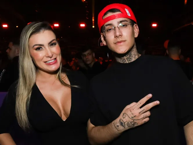 Andressa Urach apoia ida do filho, Arthur, para “A Fazenda”: “Personalidade forte” Andressa Urach apoia ida do filho, Arthur, para “A Fazenda”: “Personalidade forte”