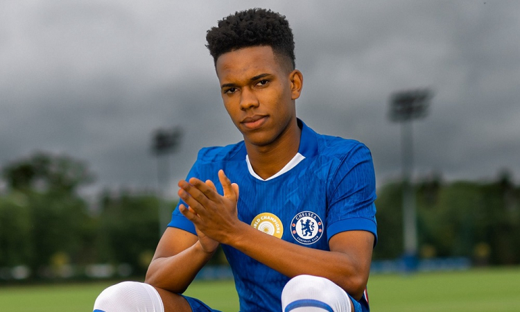 Chelsea anuncia o atacante Estêvão: ‘Bem-vindo ao campeão mundial’ Chelsea anuncia o atacante Estêvão: ‘Bem-vindo ao campeão mundial’