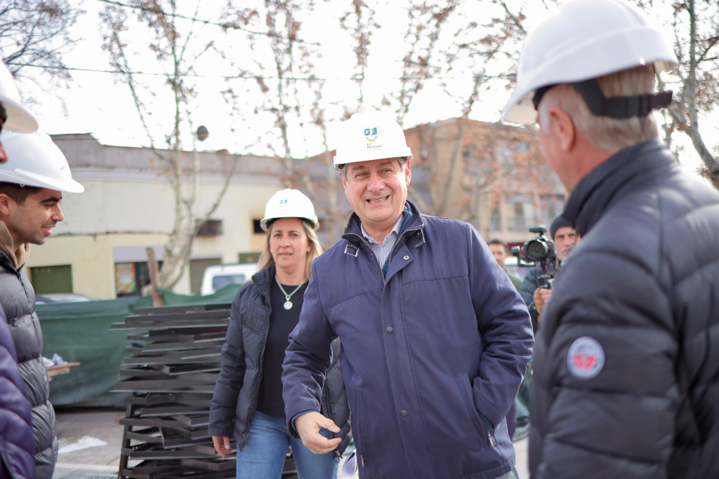 Omar Félix visitó la megaobra de la exterminal: «Falta poco, estamos en los últimos detalles» Omar Félix visitó la megaobra de la exterminal: «Falta poco, estamos en los últimos detalles»